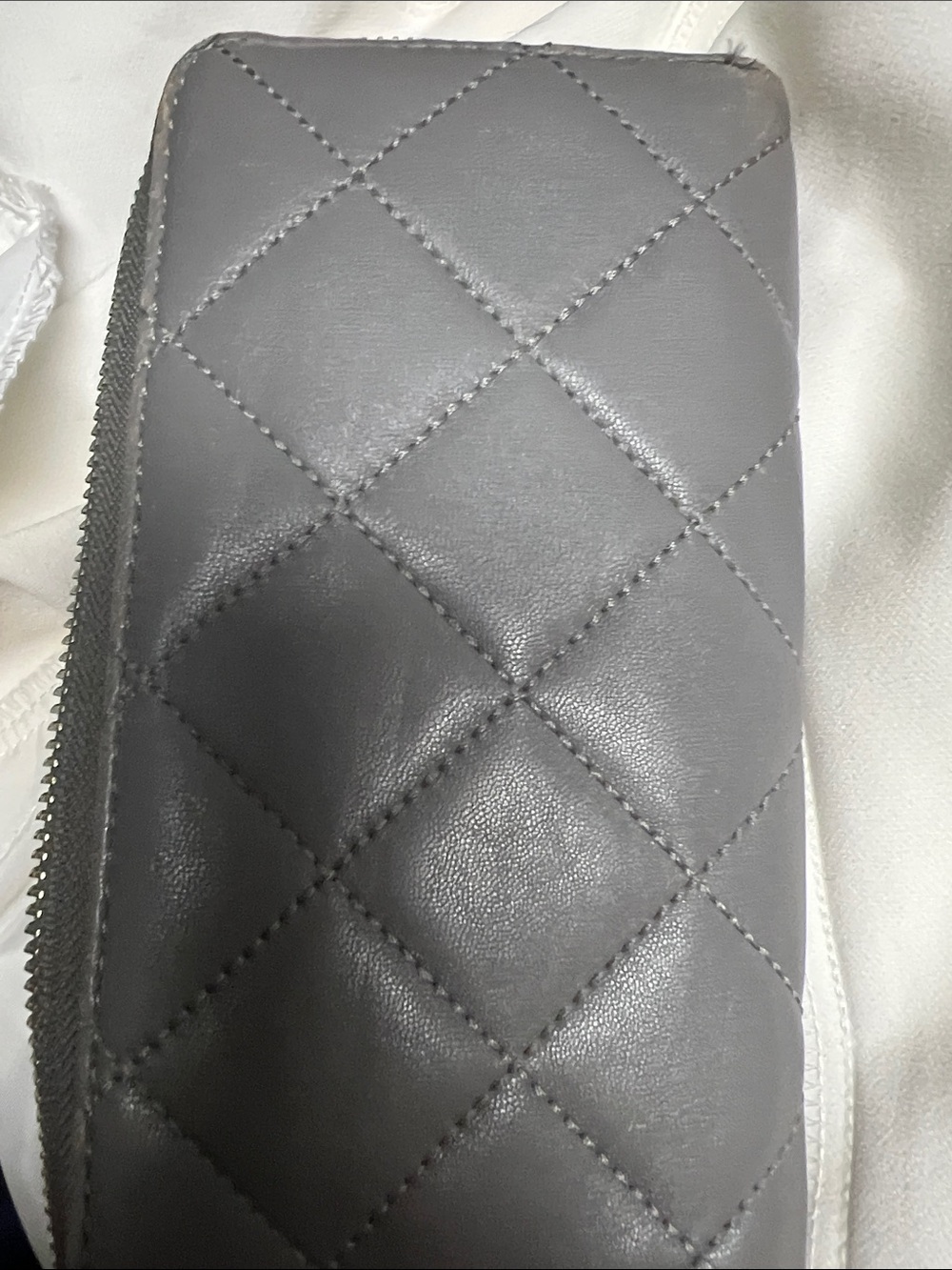 Michael Kors Quilted Leather Zip-Around Wallet - Gray - Picture 3 of 3